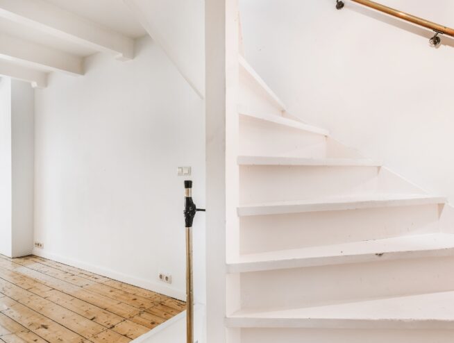 Mount Nebo Staircase Builders: Elegant Designs 119